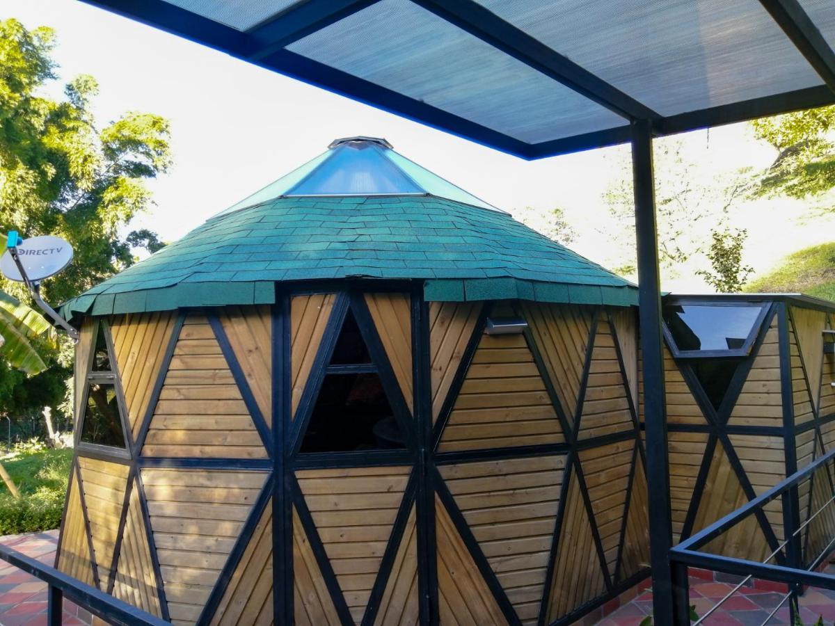 Hotel Hevilat Paraiso De Oriente Рионегро Экстерьер фото