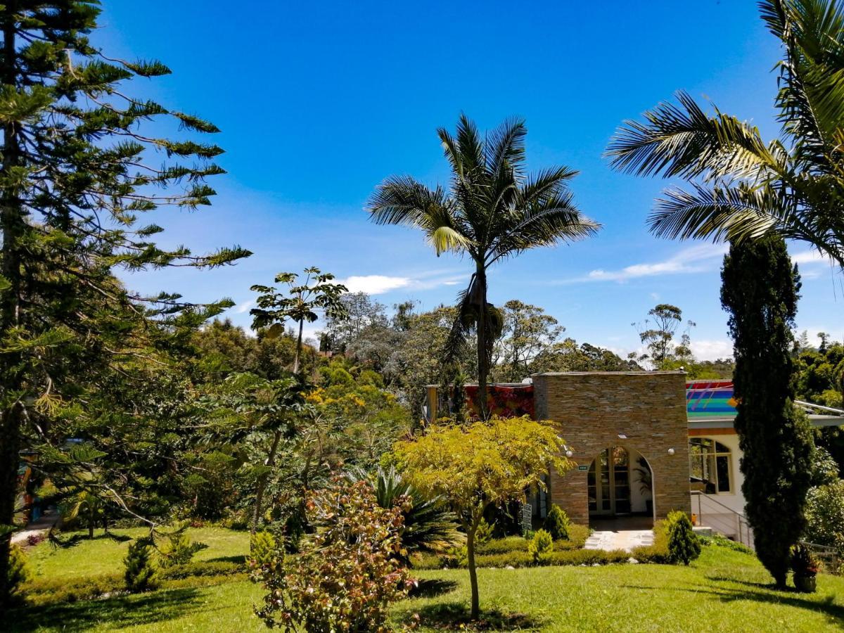 Hotel Hevilat Paraiso De Oriente Рионегро Экстерьер фото